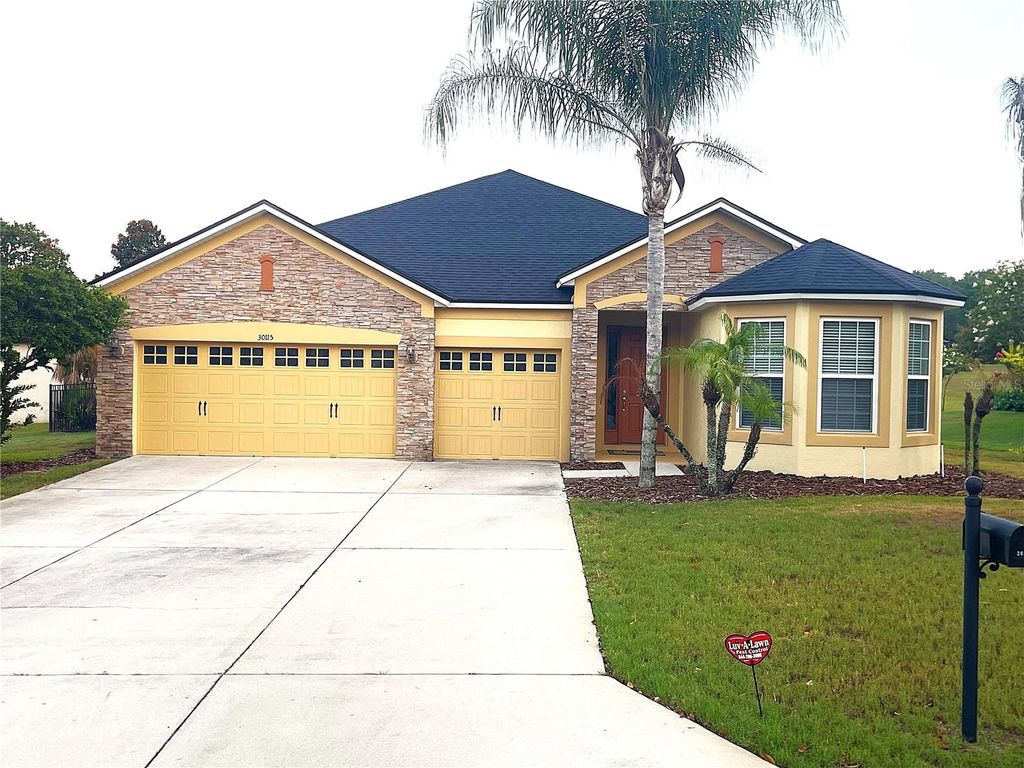 Photo of 30115 Kladruby Point, Mount Dora, FL 32757 (MLS # O6420574)
