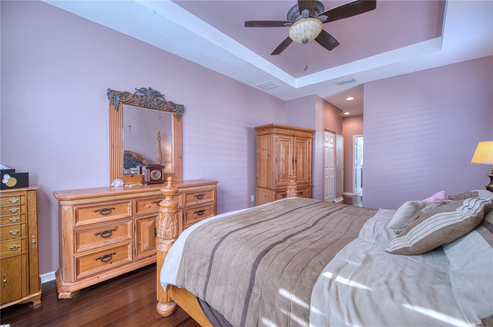 VENTURA VILLAGE - Residential