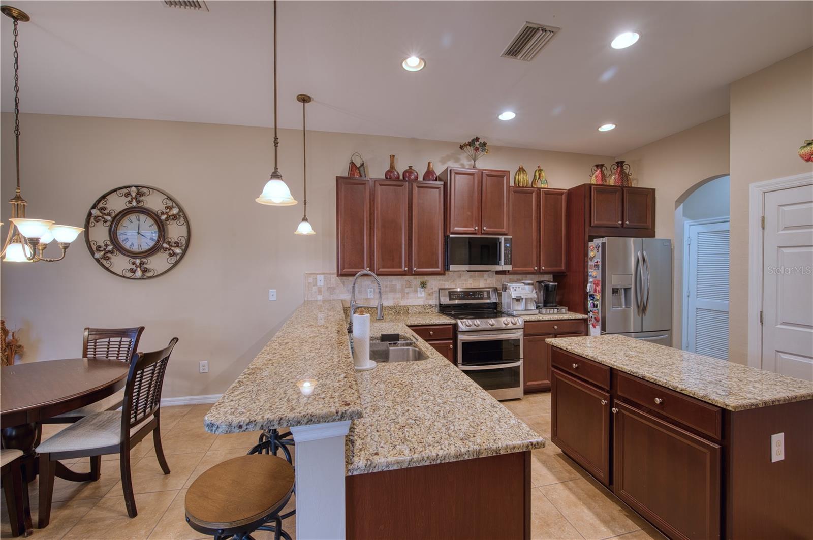 VENTURA VILLAGE - Residential