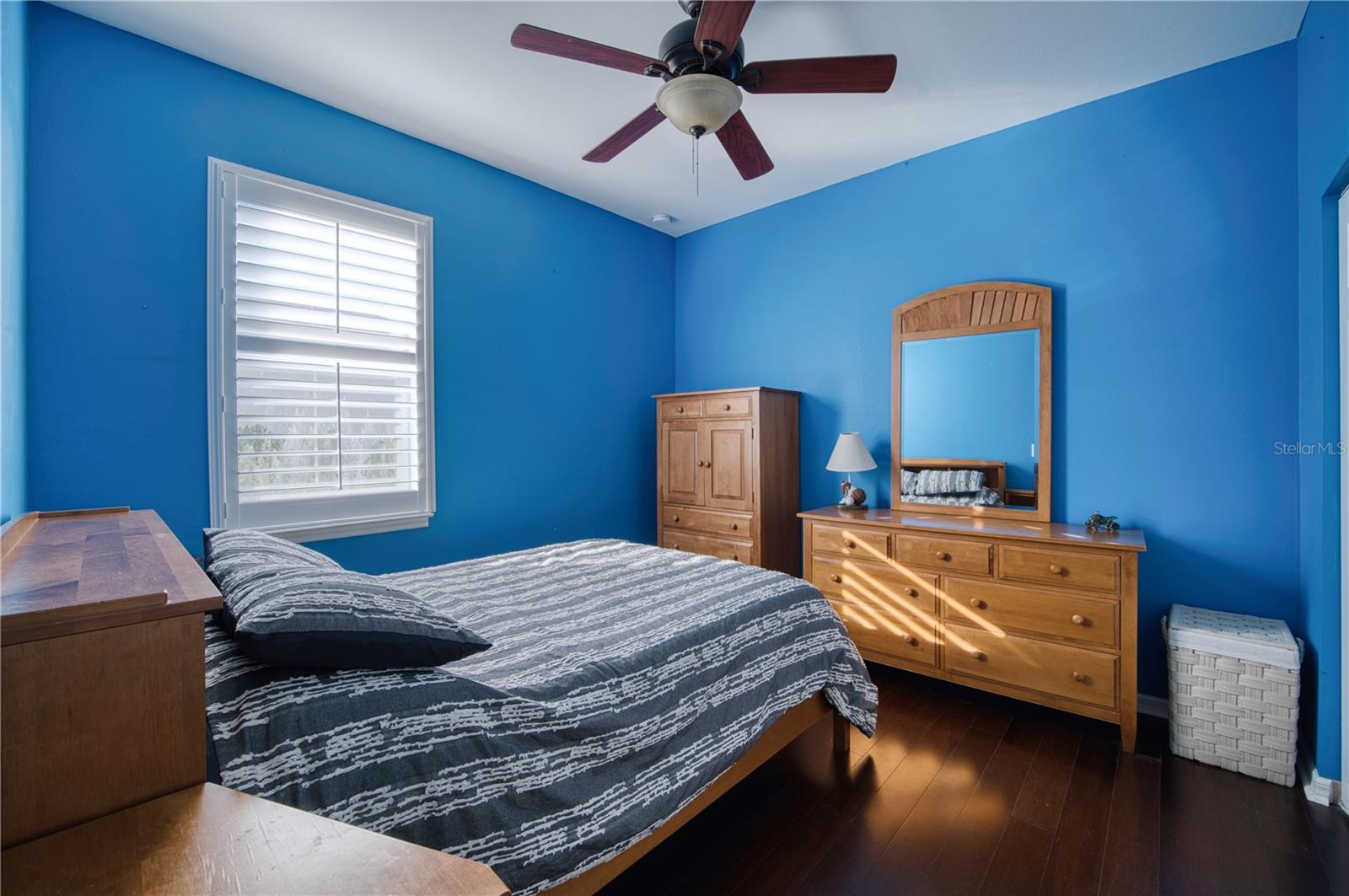 VENTURA VILLAGE - Residential