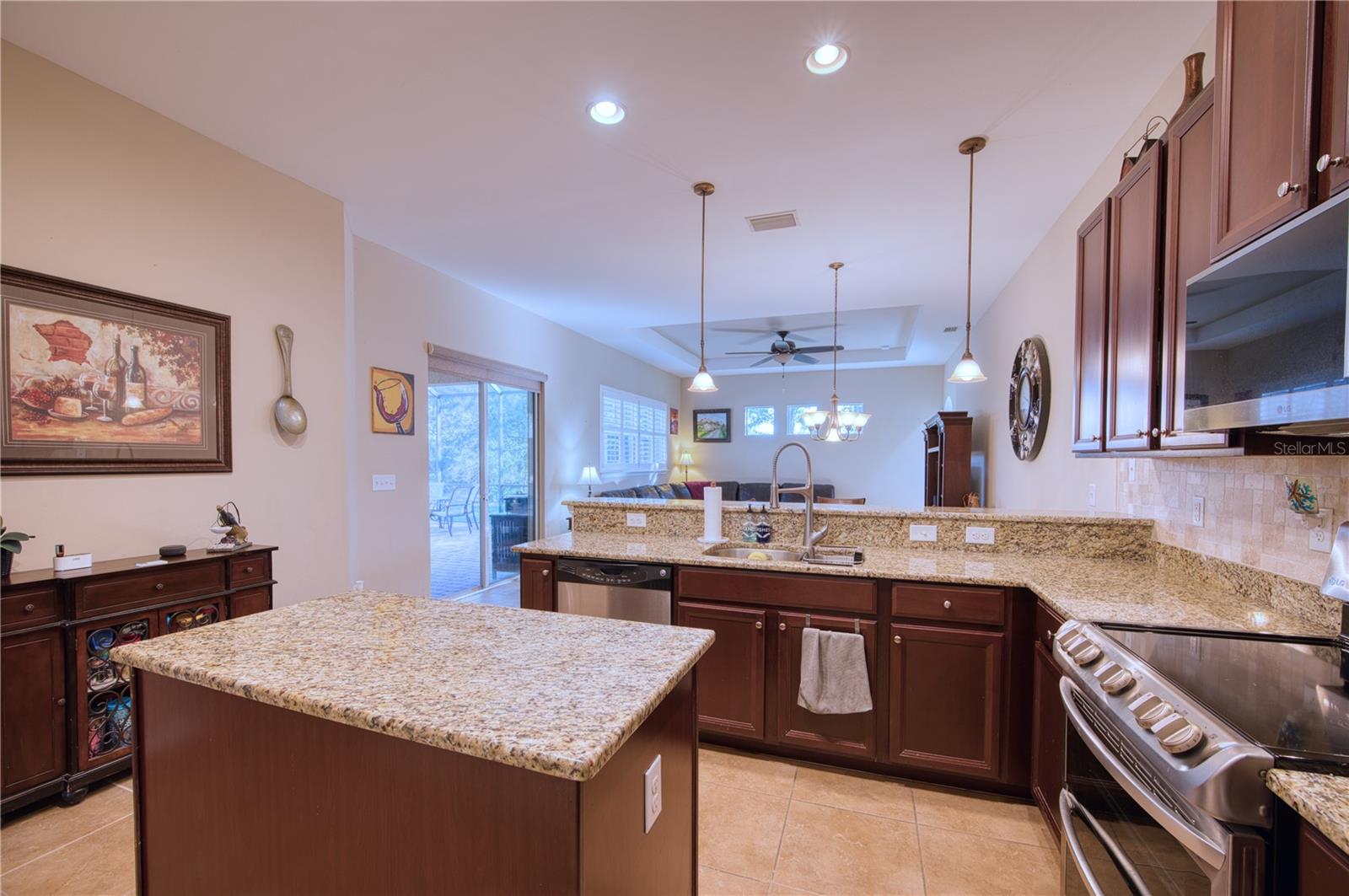 VENTURA VILLAGE - Residential