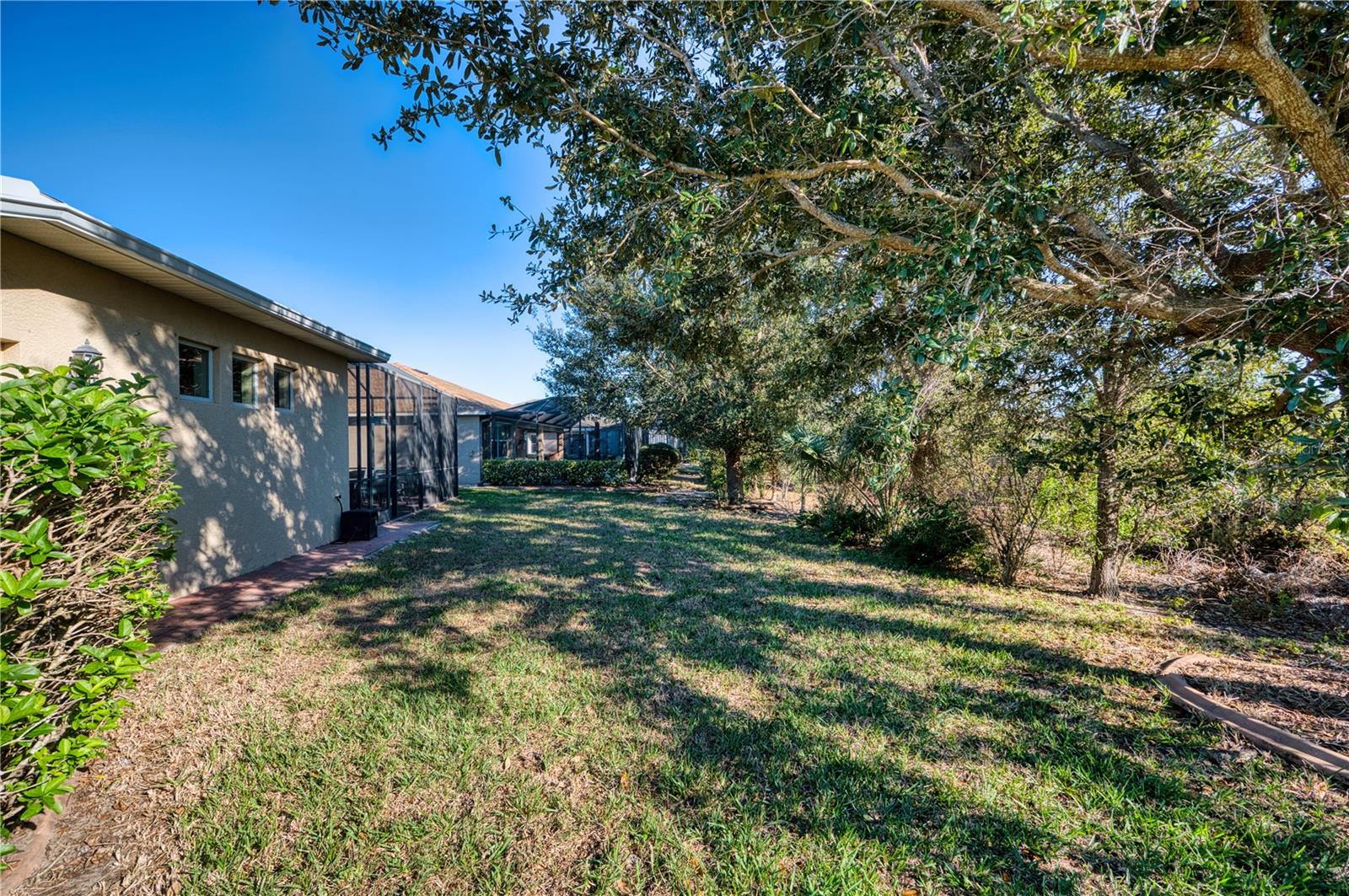 VENTURA VILLAGE - Residential