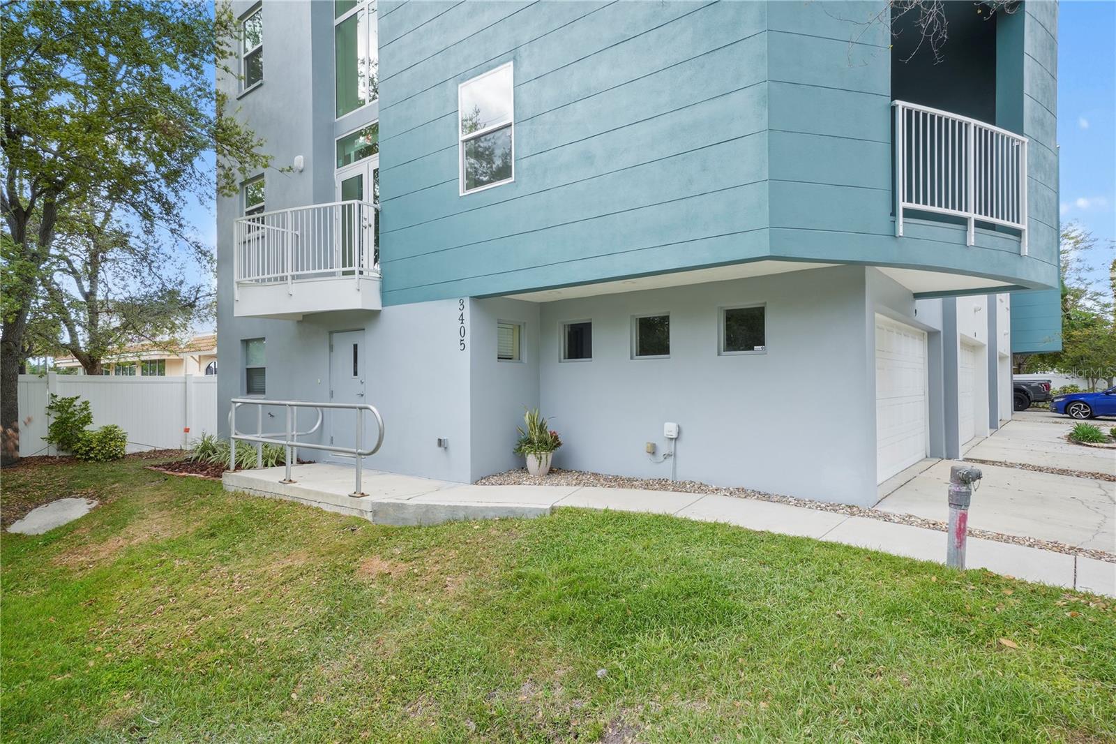 3405 W SWANN AVENUE 9