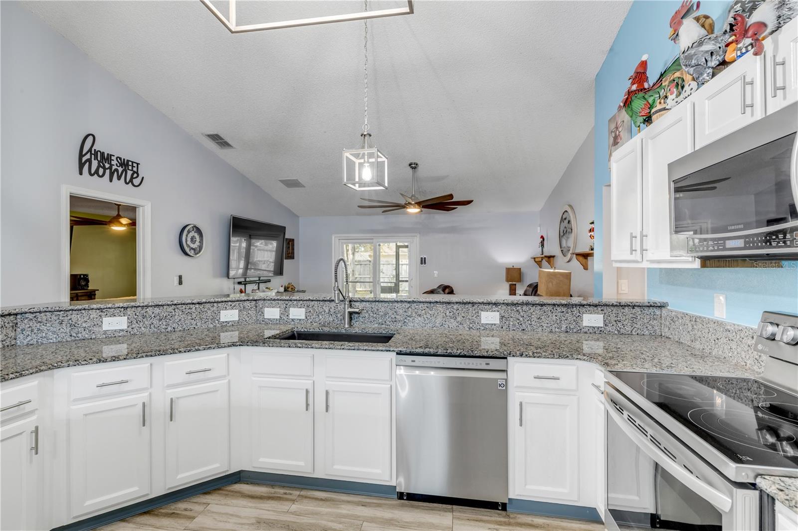 LEHIGH WOODS - Residential