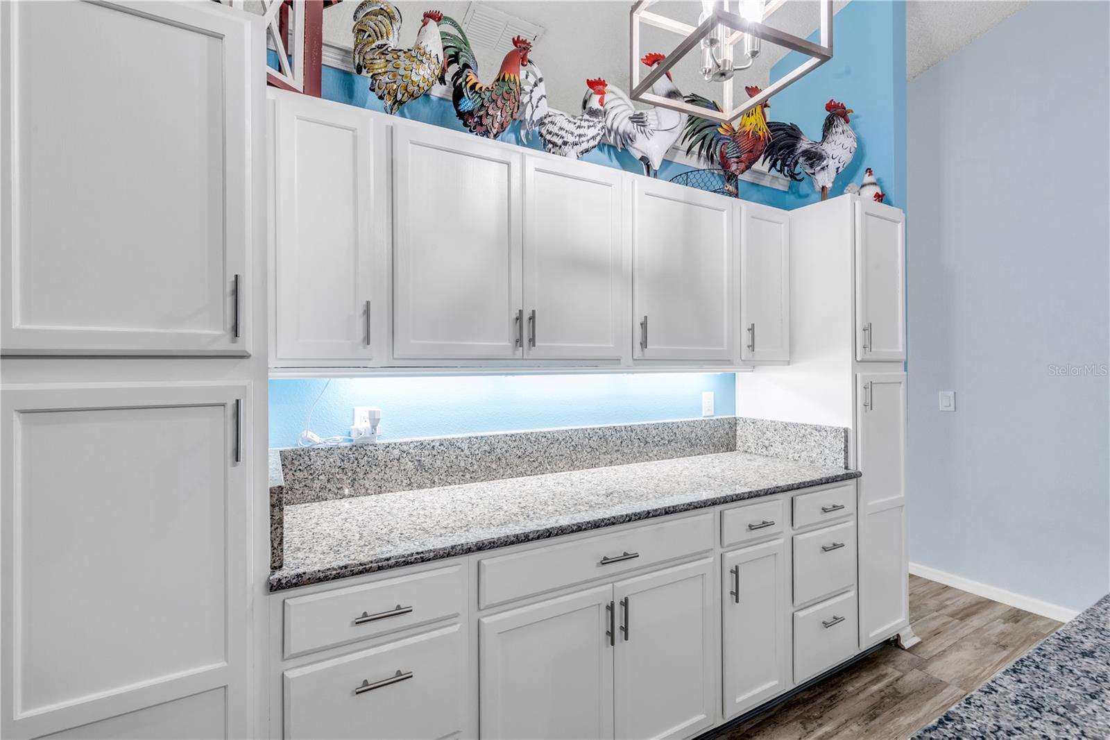 LEHIGH WOODS - Residential