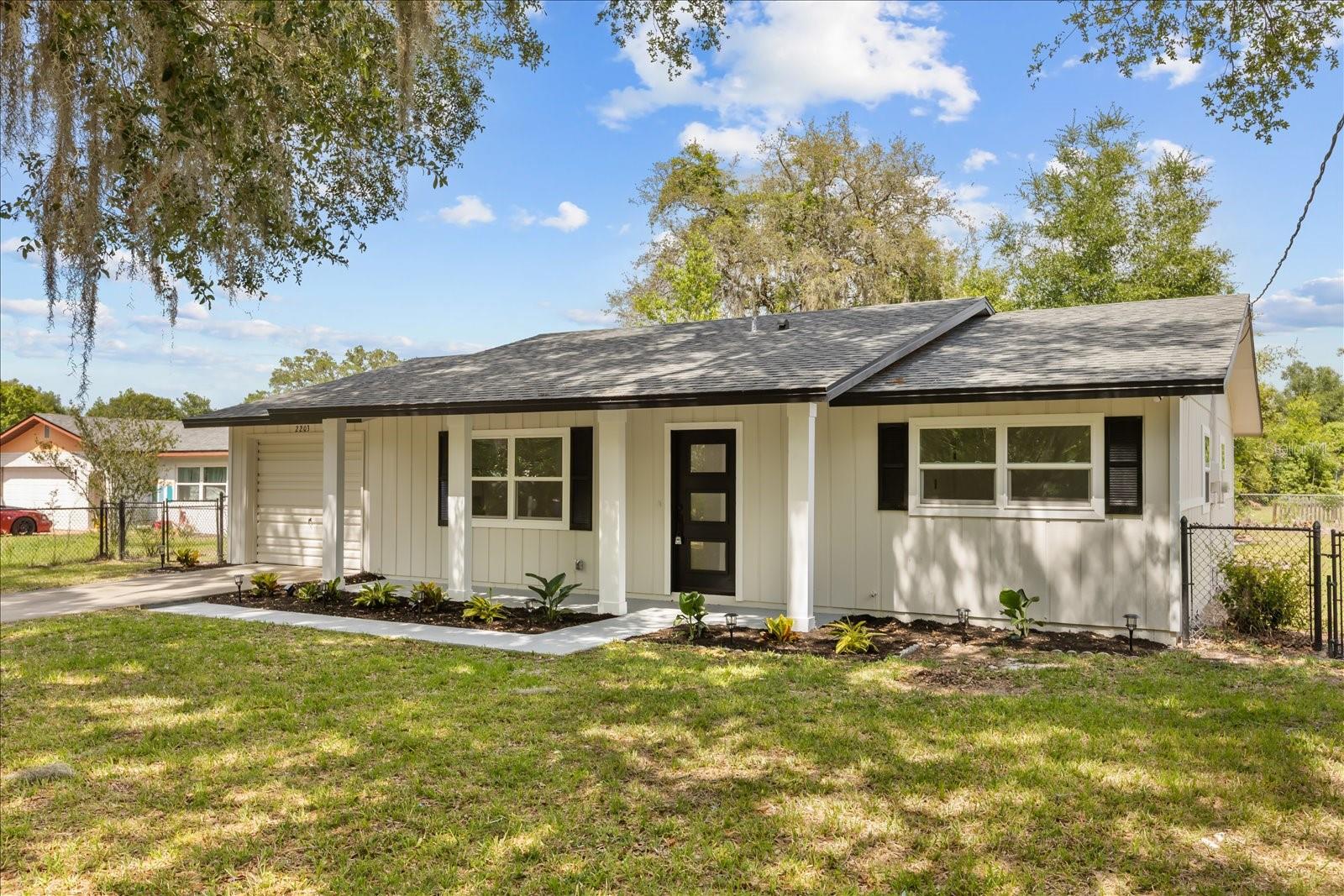 2203 ORANGE STREET