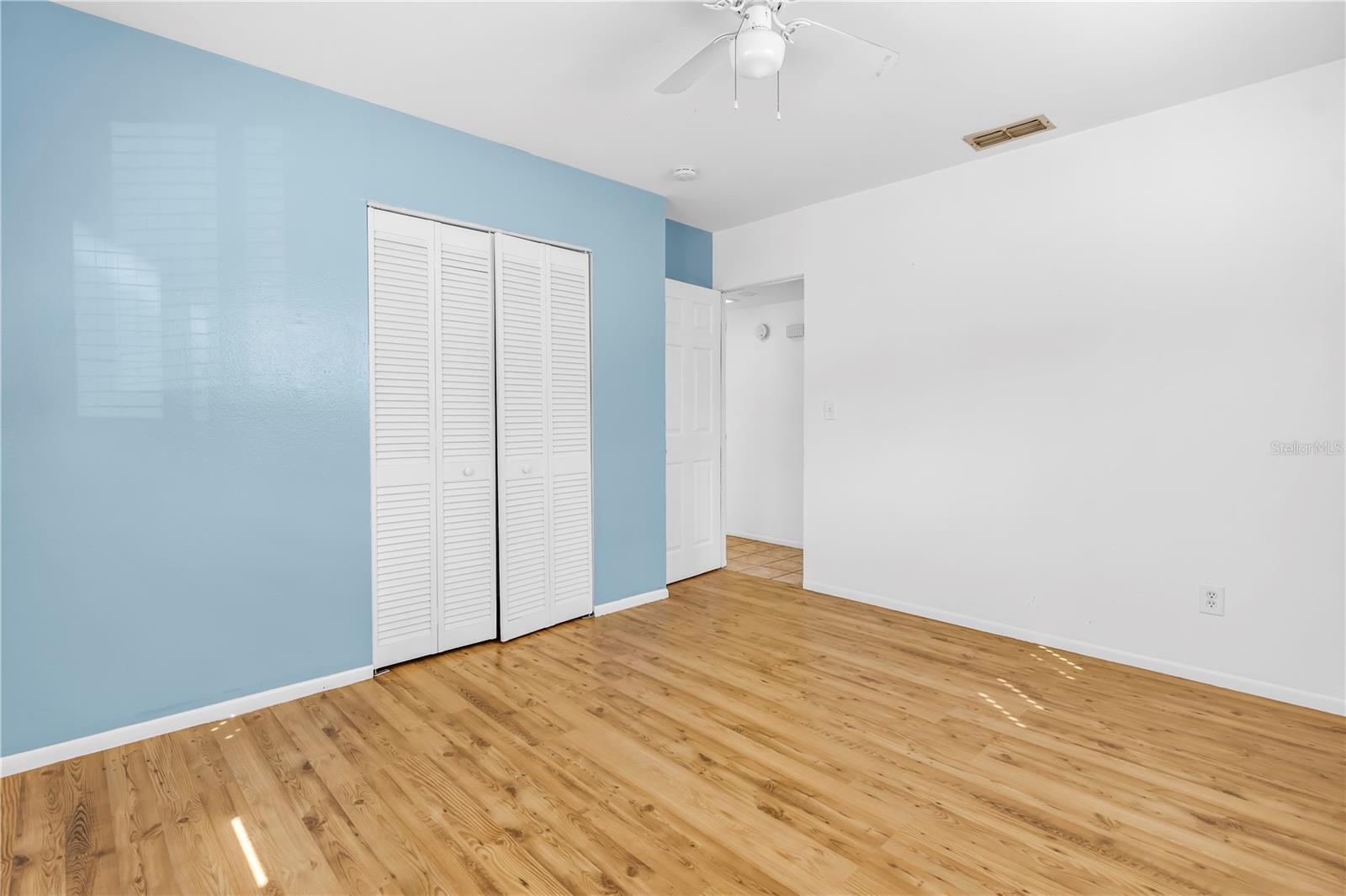 FAIRVIEW ESTATES - Residential Lease