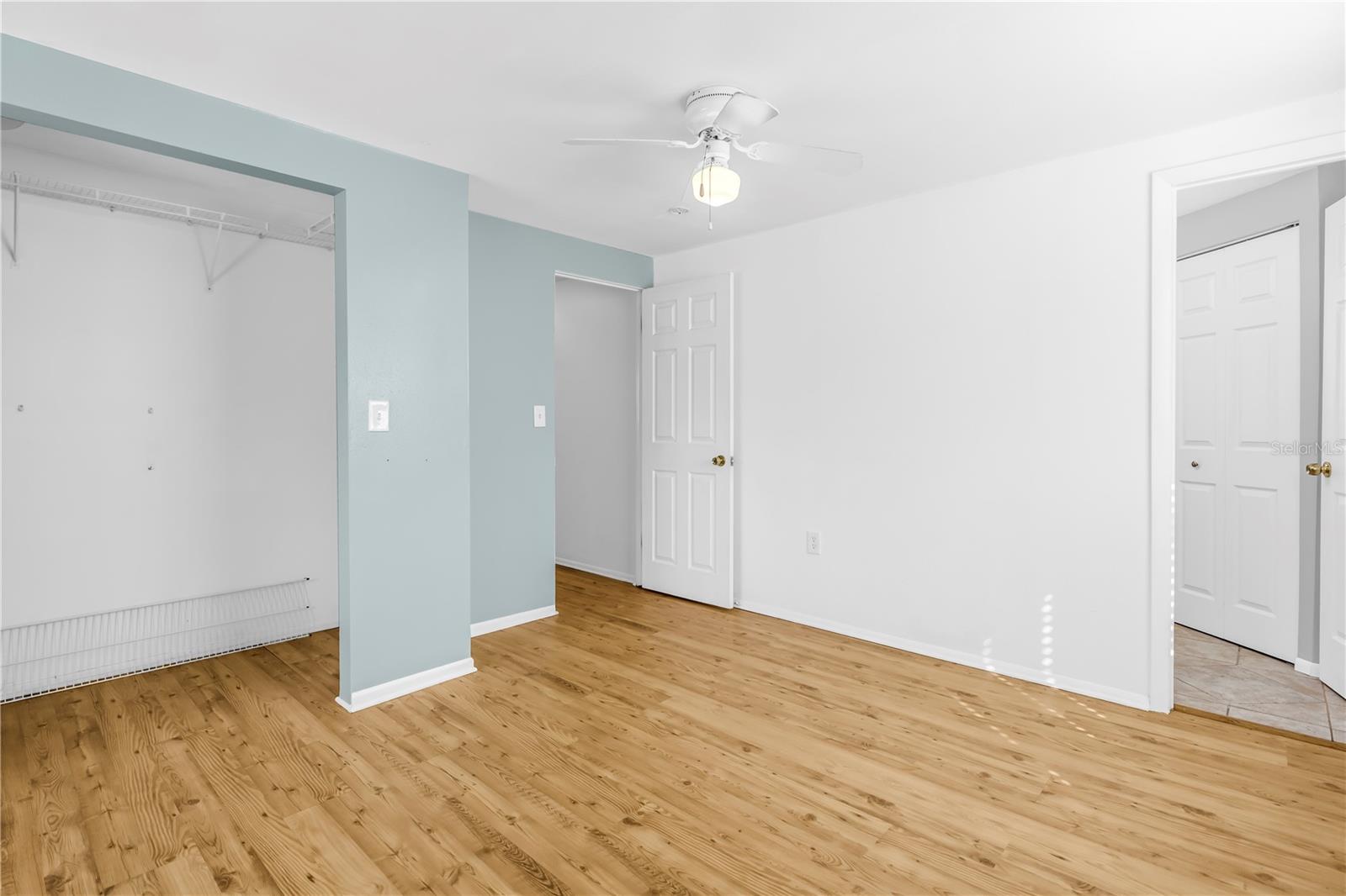 FAIRVIEW ESTATES - Residential Lease