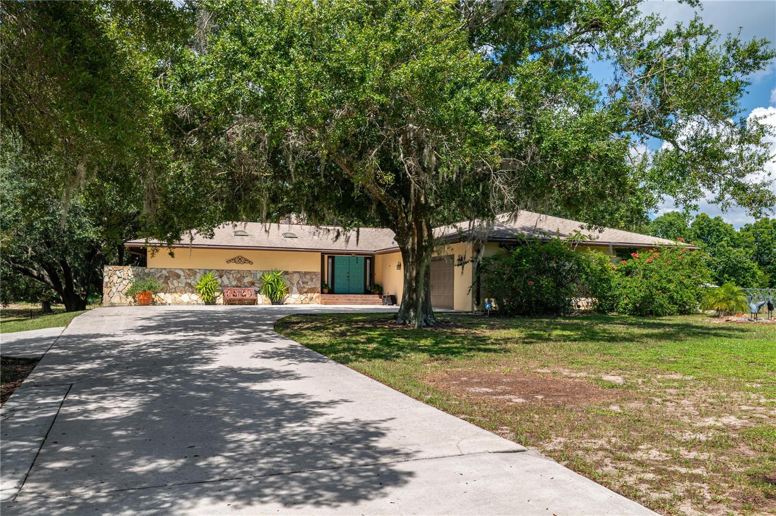1942 OLD GROVE TRL