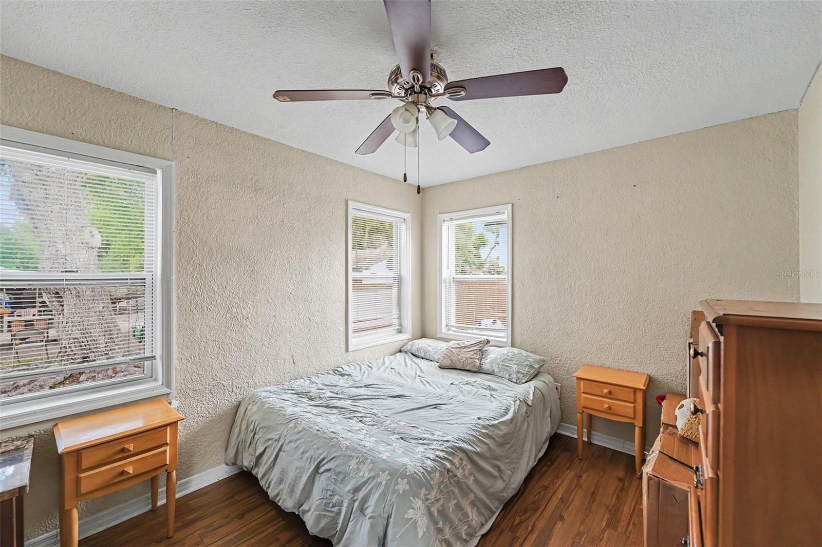 BREEZE HILL - Residential