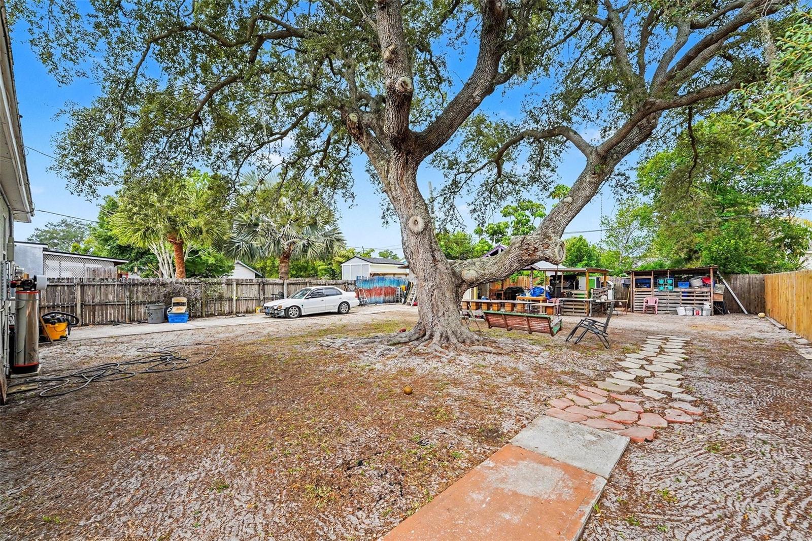 BREEZE HILL - Residential
