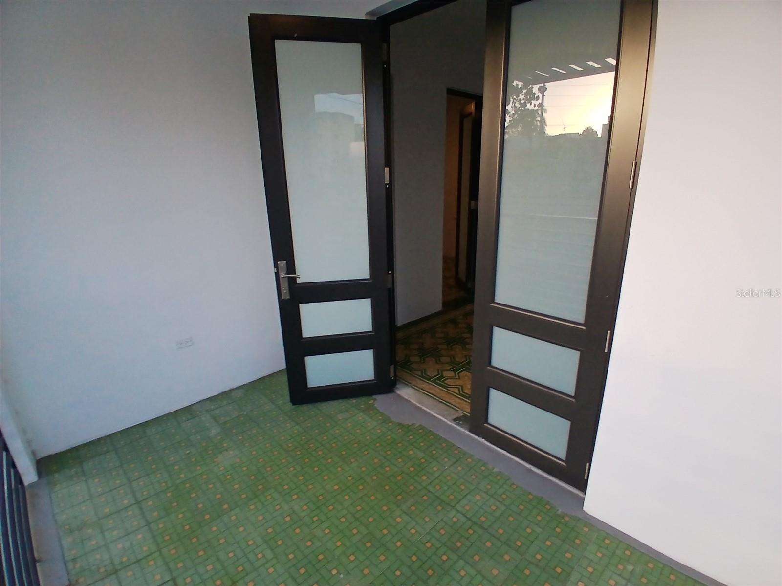 SANTA RITA - Residential Income