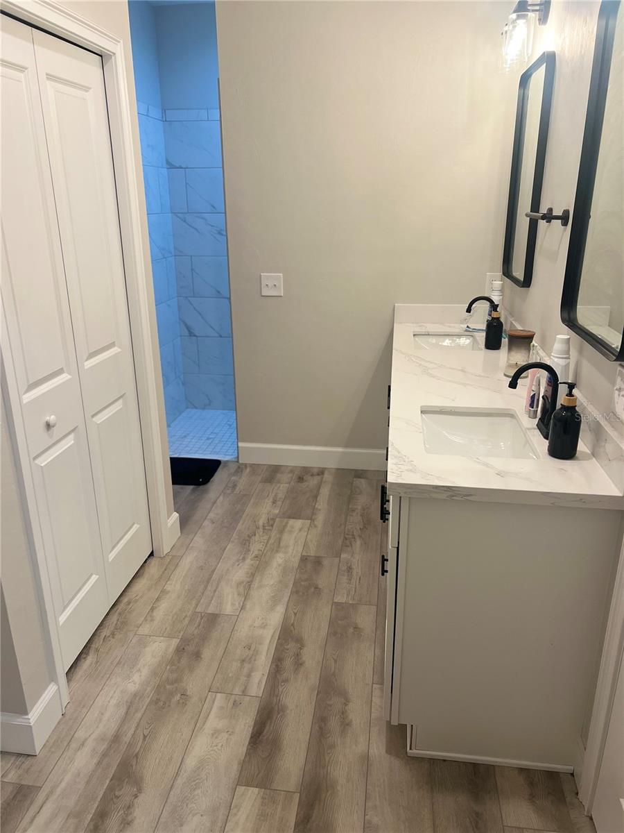 SUN-N-FUN - Residential