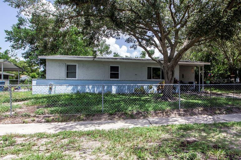 INVESTORS DREAM! TRUE THREE BEDROOM HOME WITH LIVING AND DINNING ROOM, KITCHEN WITH BAR FOR CASUAL MEALS AND INSIDE UTILITIES..... BRING YOUR HANDYMAN AND MARTHA STEWART ....AND "KA-CHING"....OR LONG TERM TENANT WOULD LOVE TO STAY! NEWER ROOF AND AC PLUS FULLY FENCED! YOU CAN SHOP TILL YOU DROP AND NOT FIND A BETTER HOME OR A BETTER PRICE!