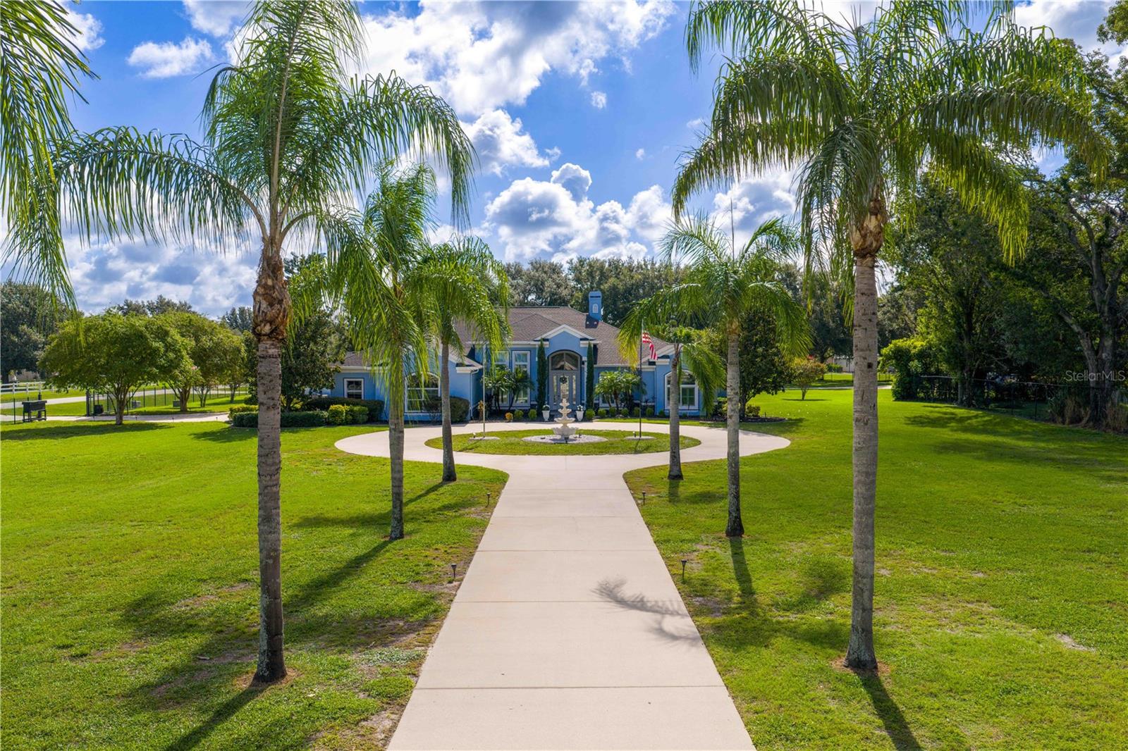 6727 SIMMONS LOOP