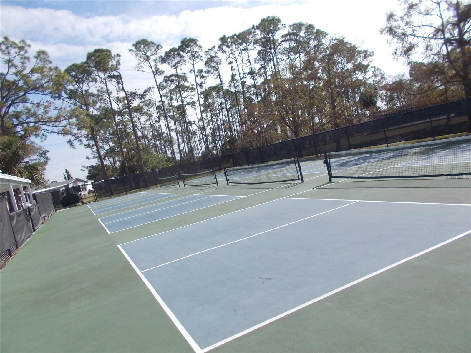 HOLIDAY PARK - Residential