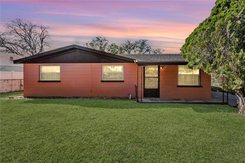 1210 GLADYS AVENUE LAKELAND FL 33805