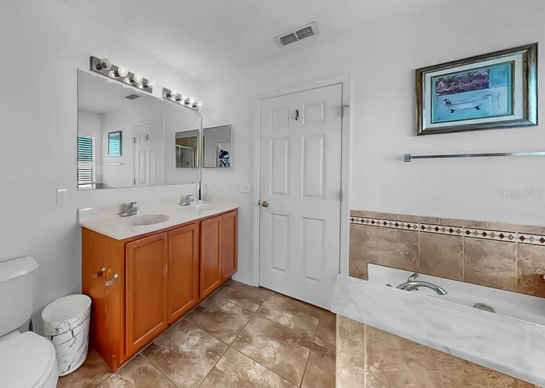 HARBOUR ISLES PH 1 - Residential