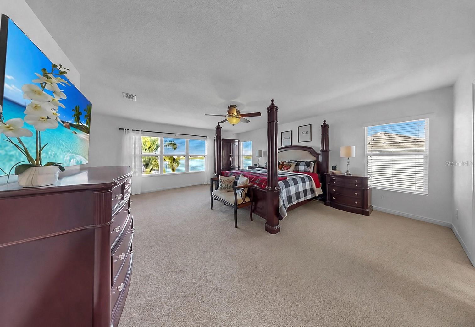 5457 SANDY SHELL DRIVE