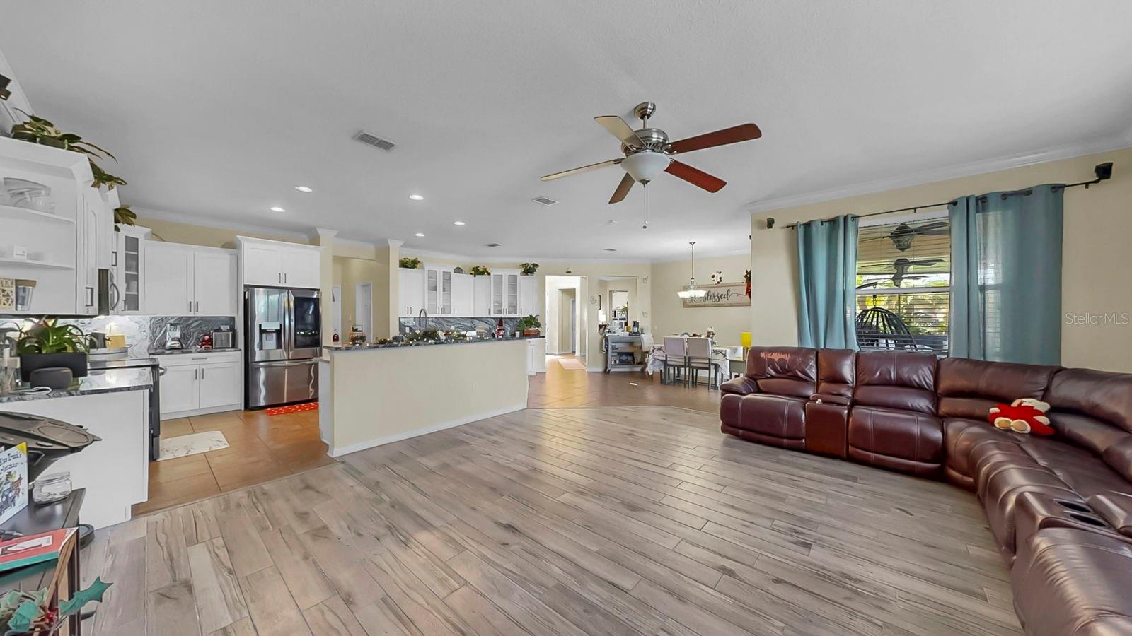 HARBOUR ISLES PH 1 - Residential