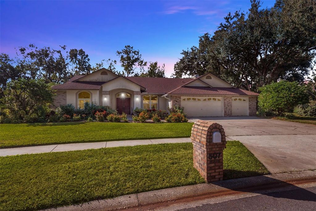 Photo of 507 Surrey Lane, Lutz, FL 33549 (MLS # TB8448027)