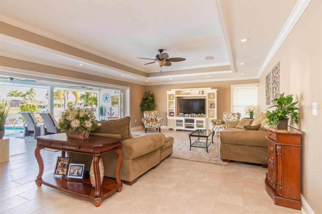 ISLAND ESTATES OF CLEARWATER - Residential