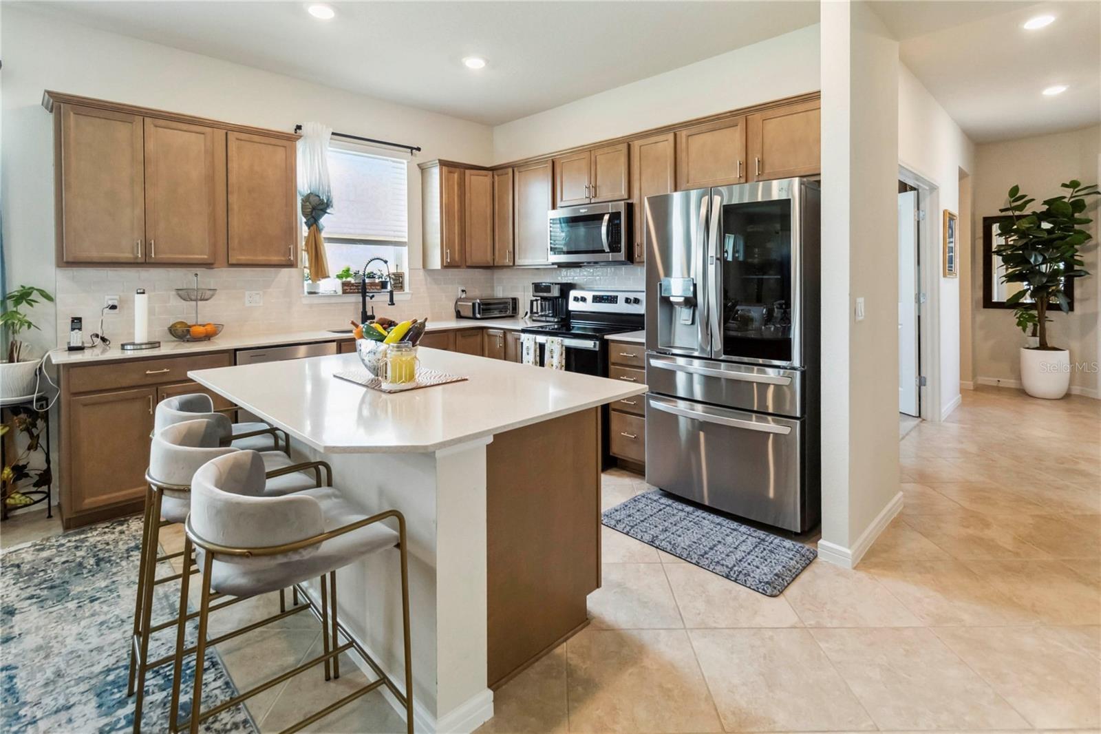 1895 SPRING SHOWER CIRCLE