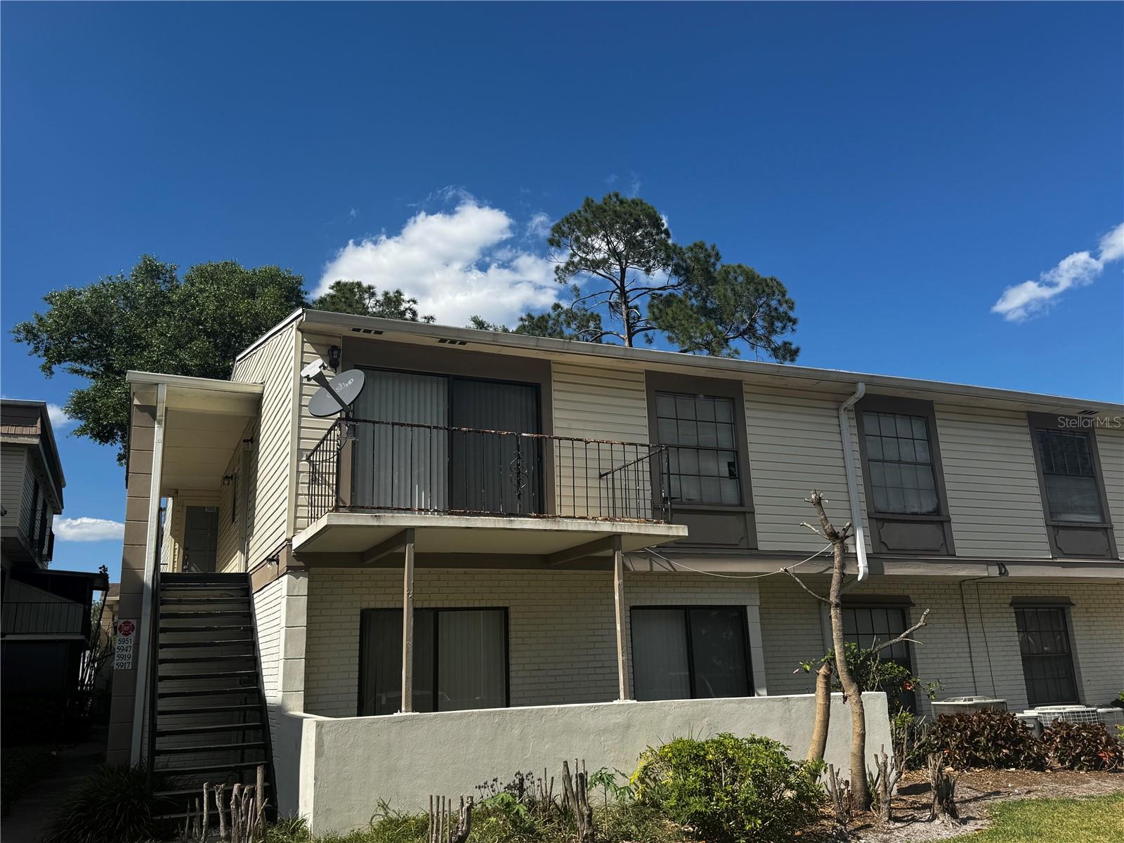 5917 VILLAGE CIRCLE 5917