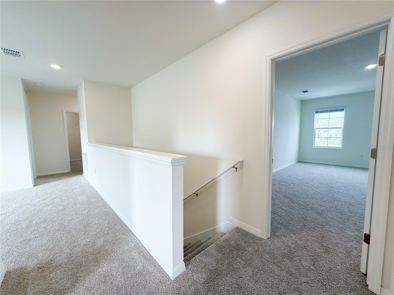 THOMPSON GROVE - Residential Lease