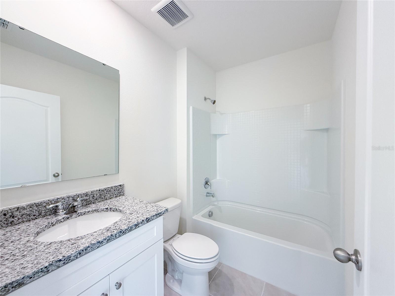 THOMPSON GROVE - Residential Lease