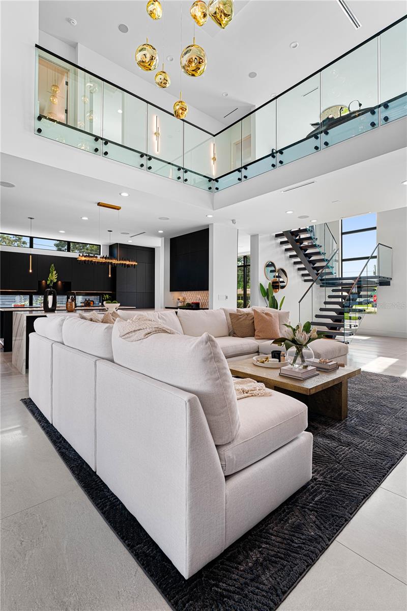 SUNSET PARK - Residential