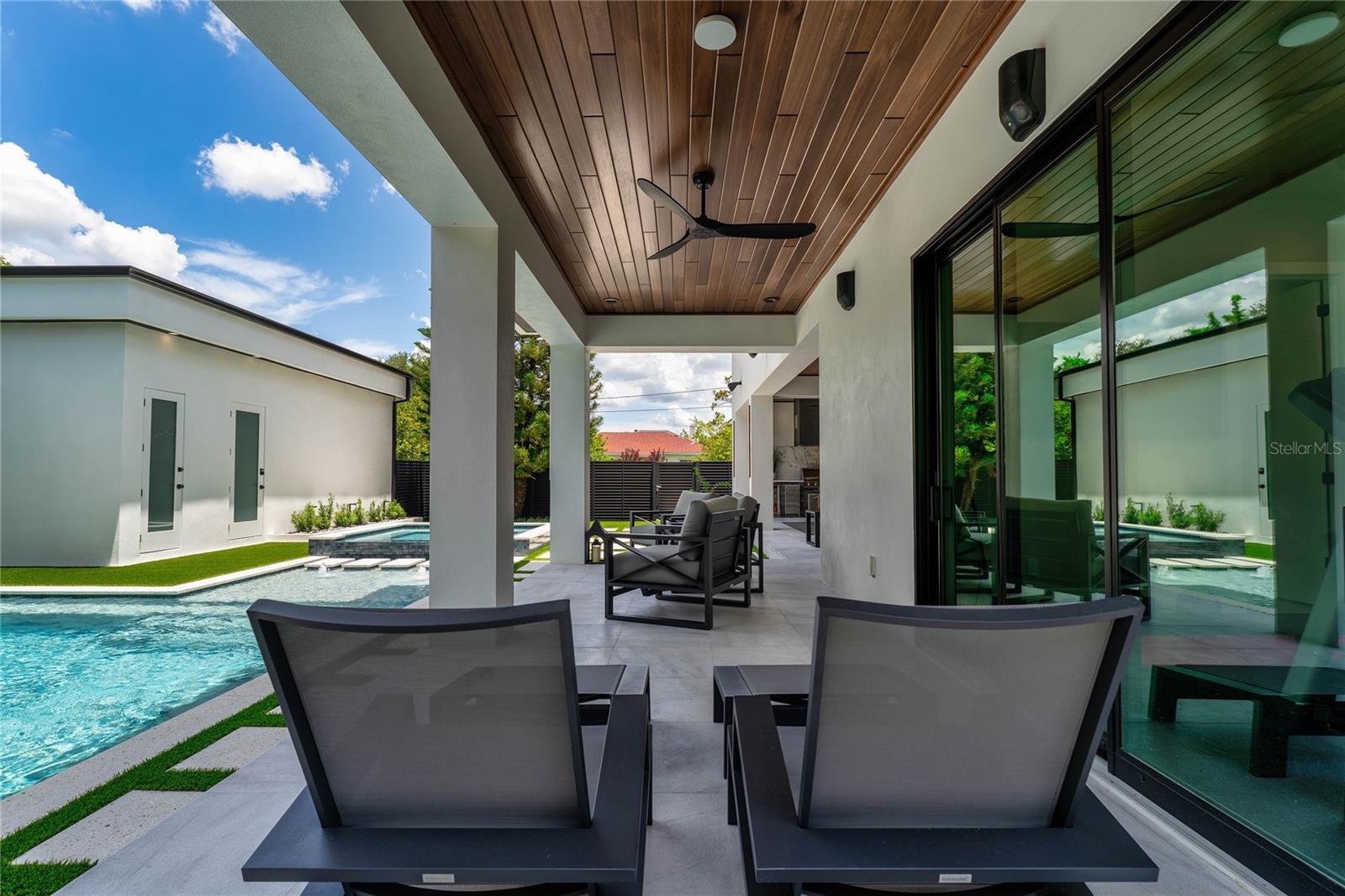 SUNSET PARK - Residential