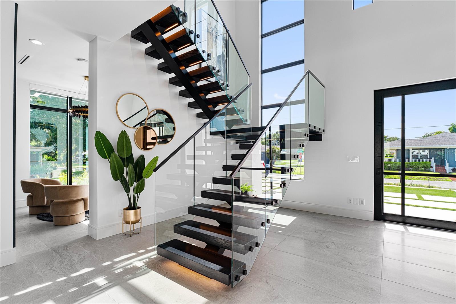 SUNSET PARK - Residential