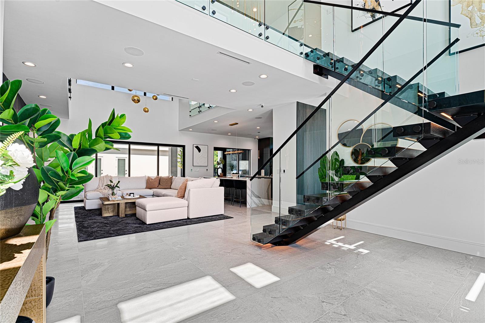 SUNSET PARK - Residential