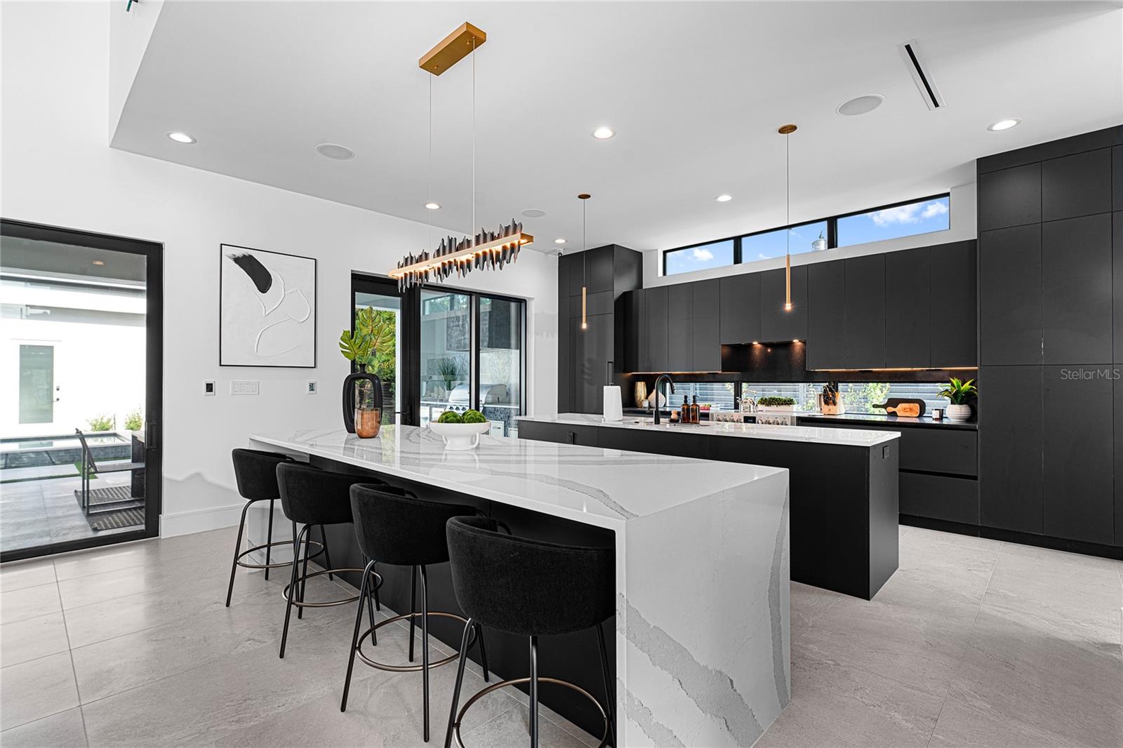 SUNSET PARK - Residential