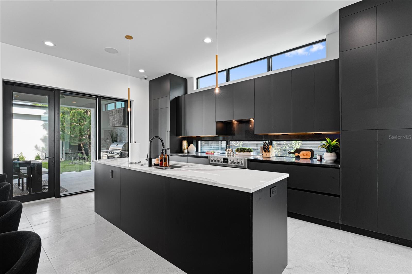 SUNSET PARK - Residential