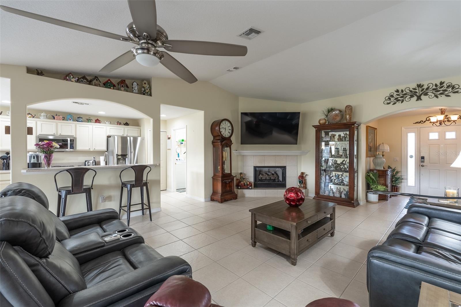 SUMMERGLEN PH 02 - Residential