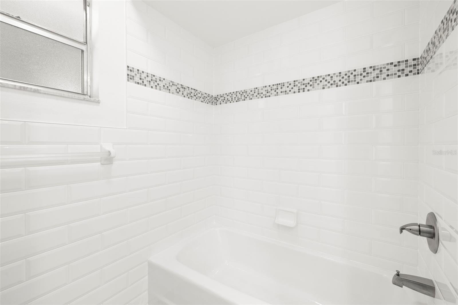 LAKE CHAPMAN SUB - Residential