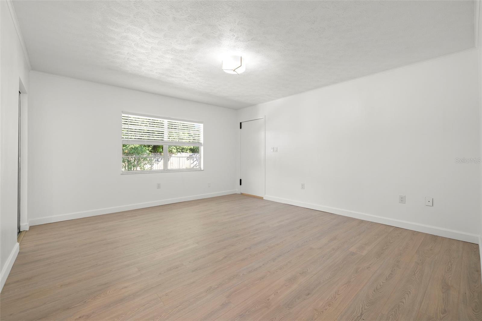 LAKE CHAPMAN SUB - Residential