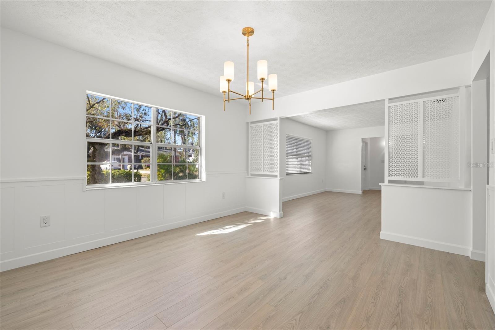 LAKE CHAPMAN SUB - Residential