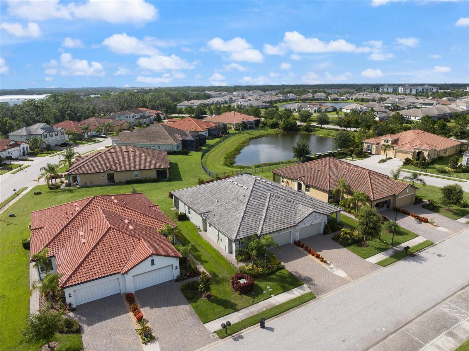 ARBOR GRANDE - Residential