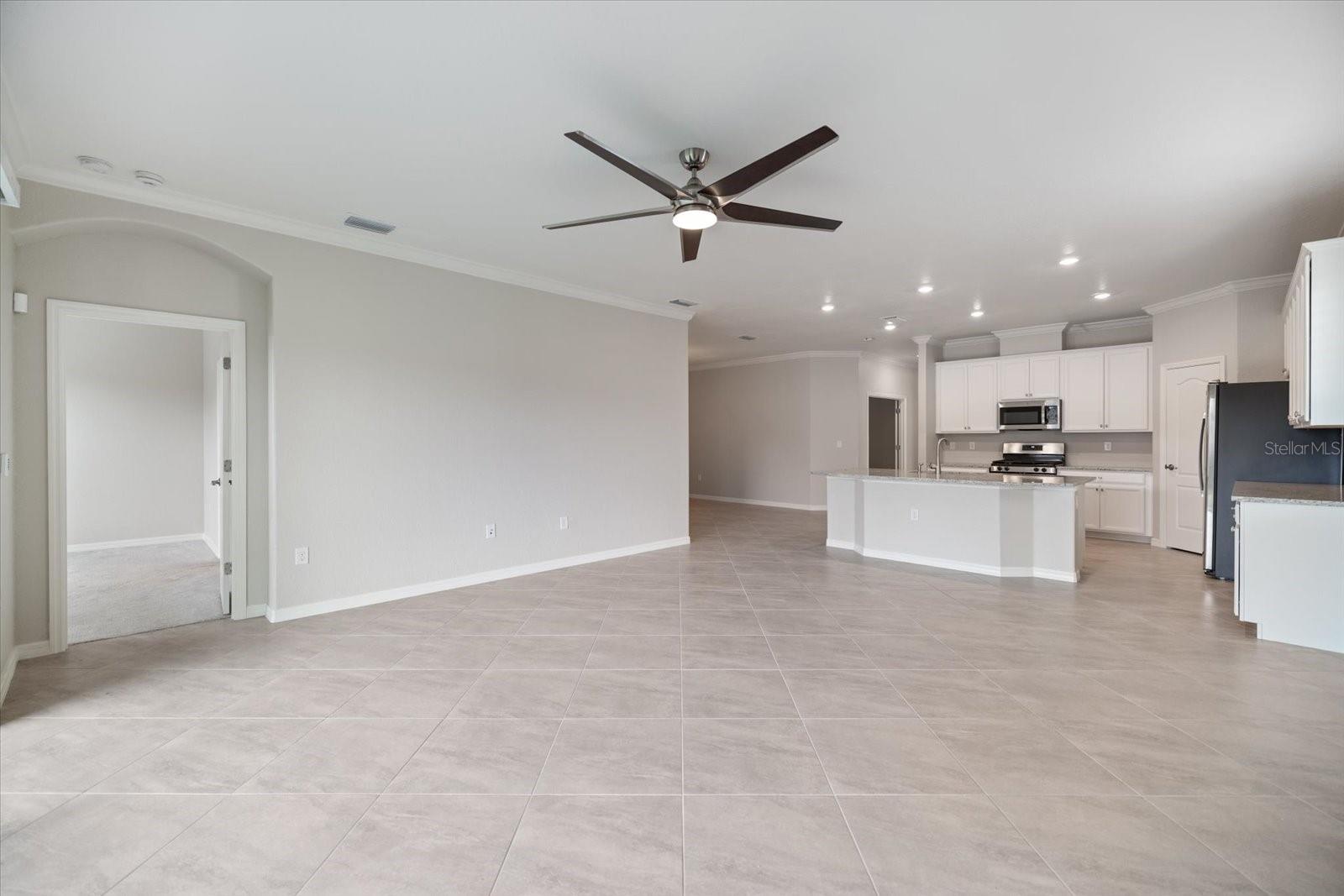 ARBOR GRANDE - Residential