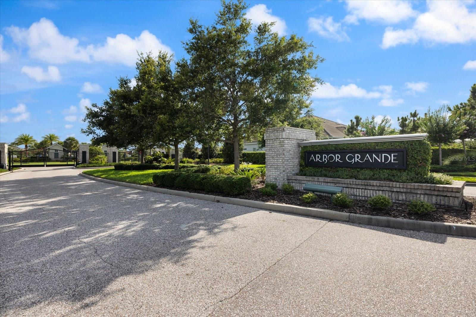 ARBOR GRANDE - Residential
