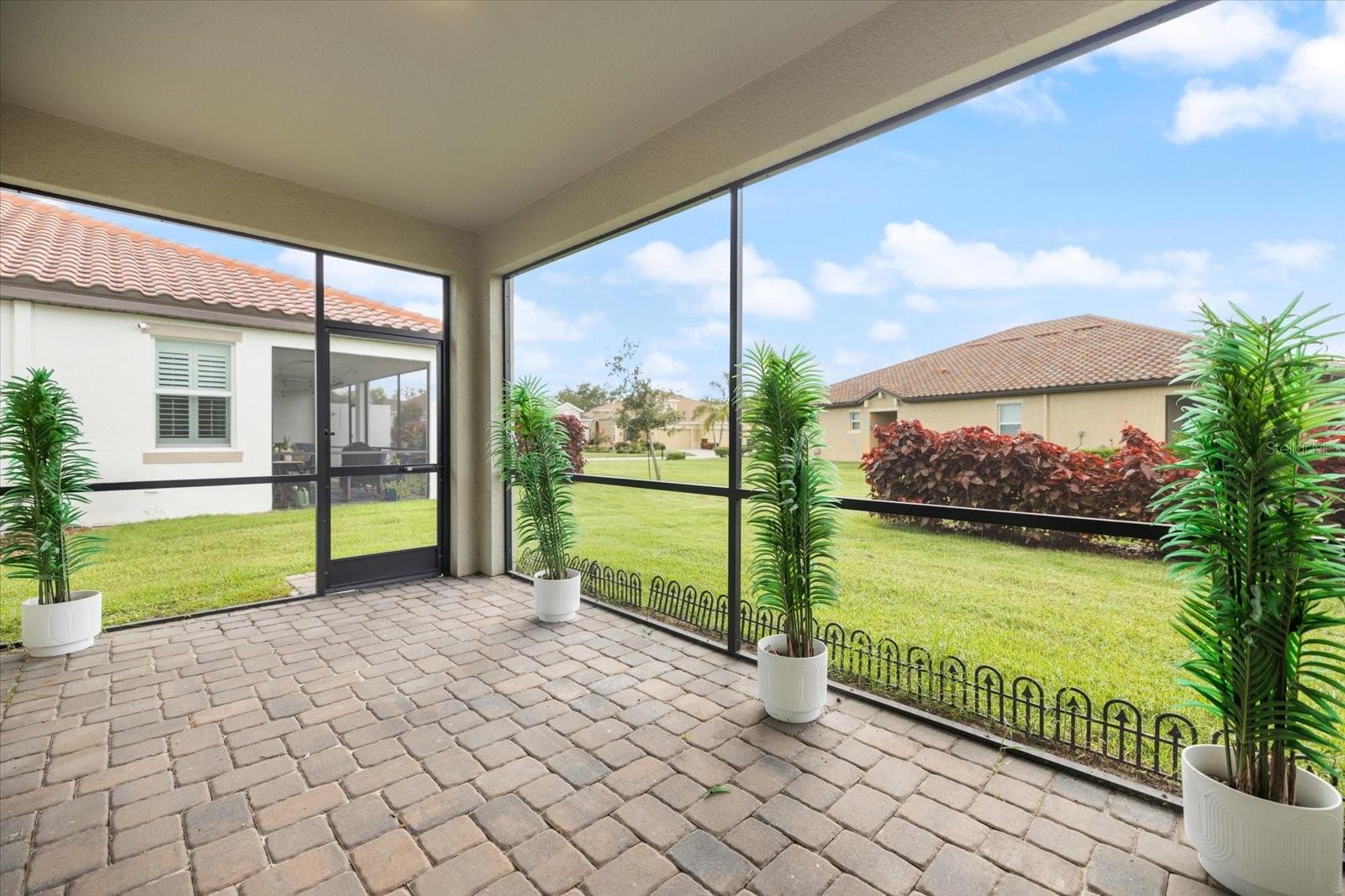 ARBOR GRANDE - Residential
