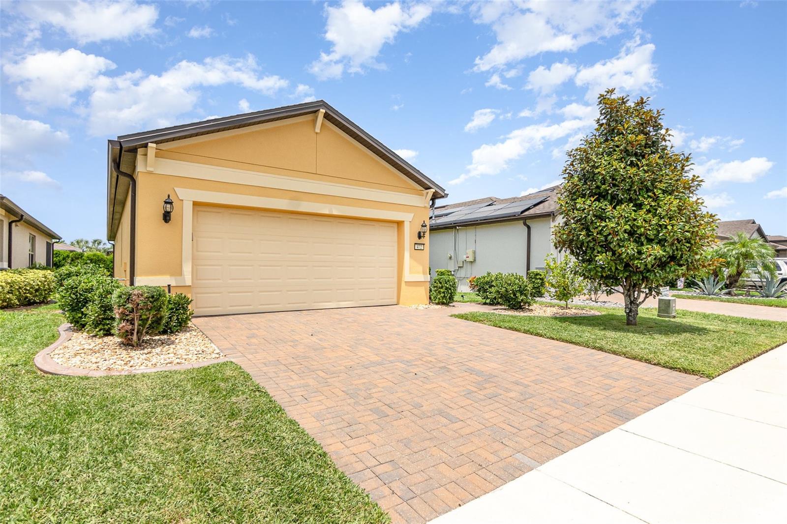 472 PONTEVEDRA ROAD
