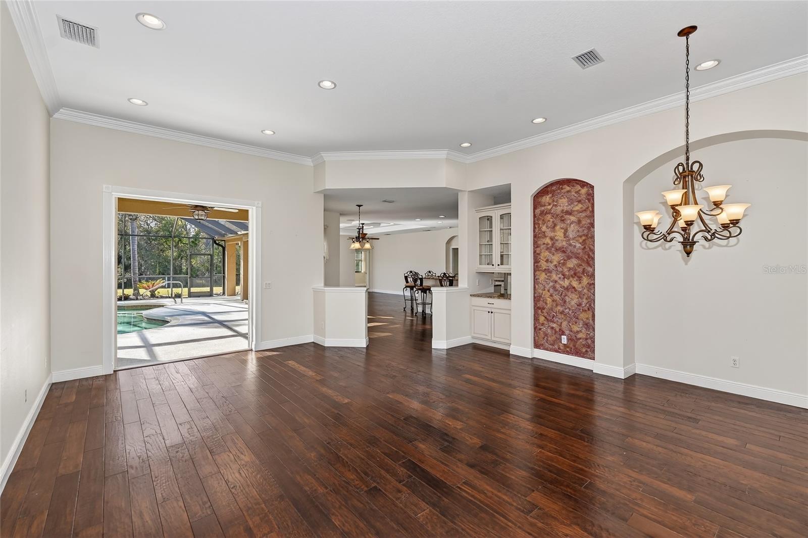 MILL CREEK - Residential