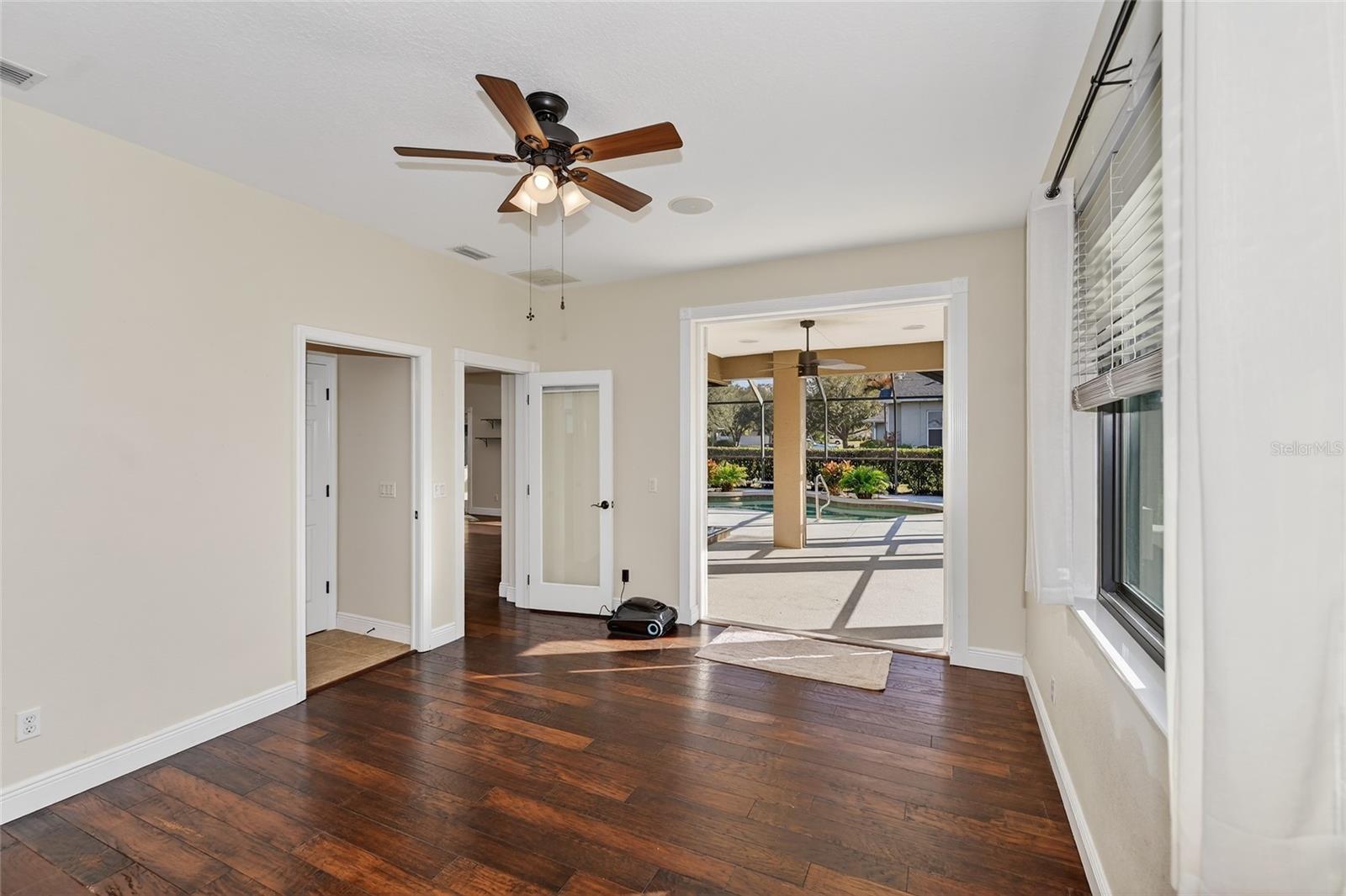 MILL CREEK - Residential