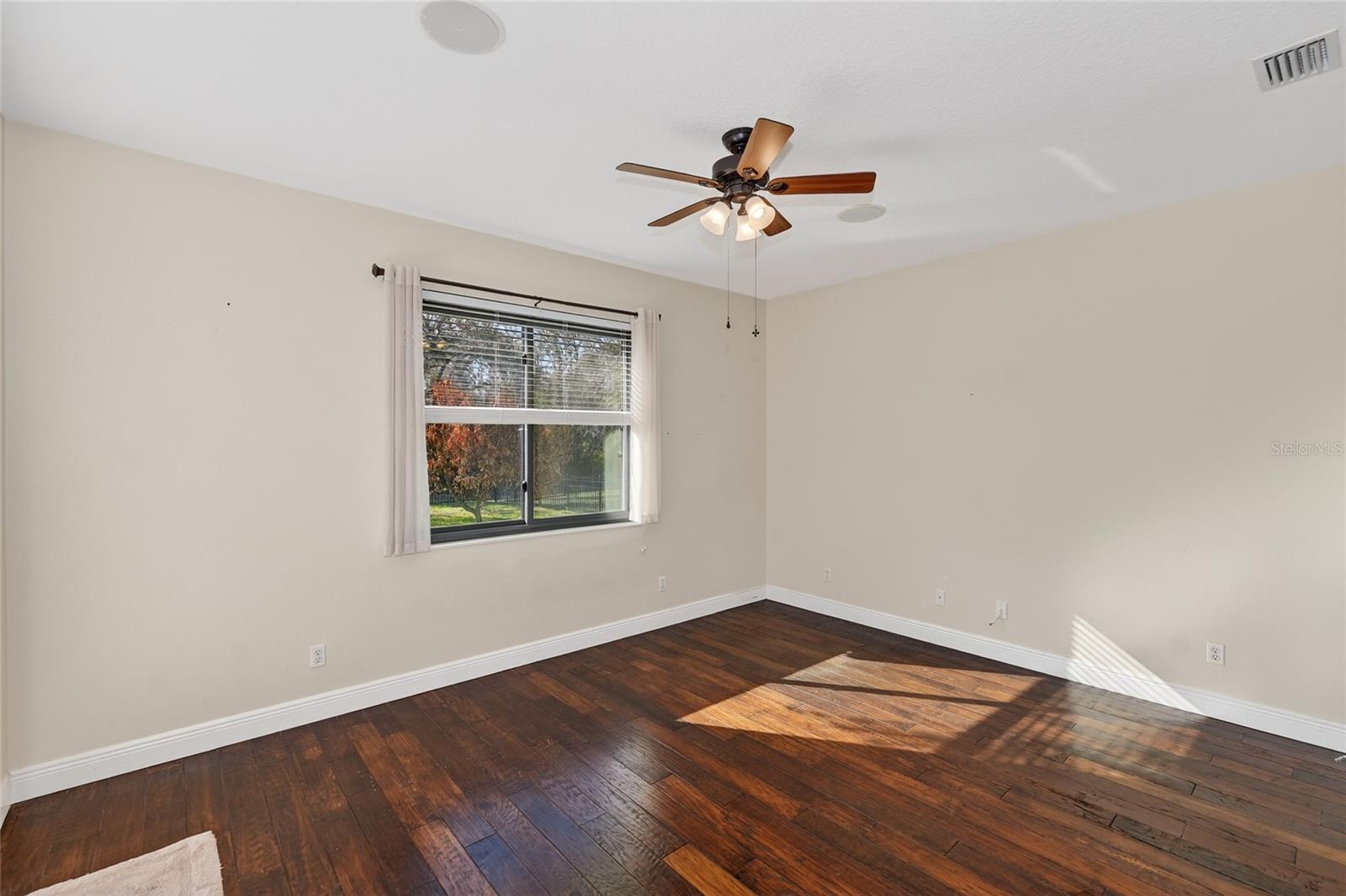 MILL CREEK - Residential