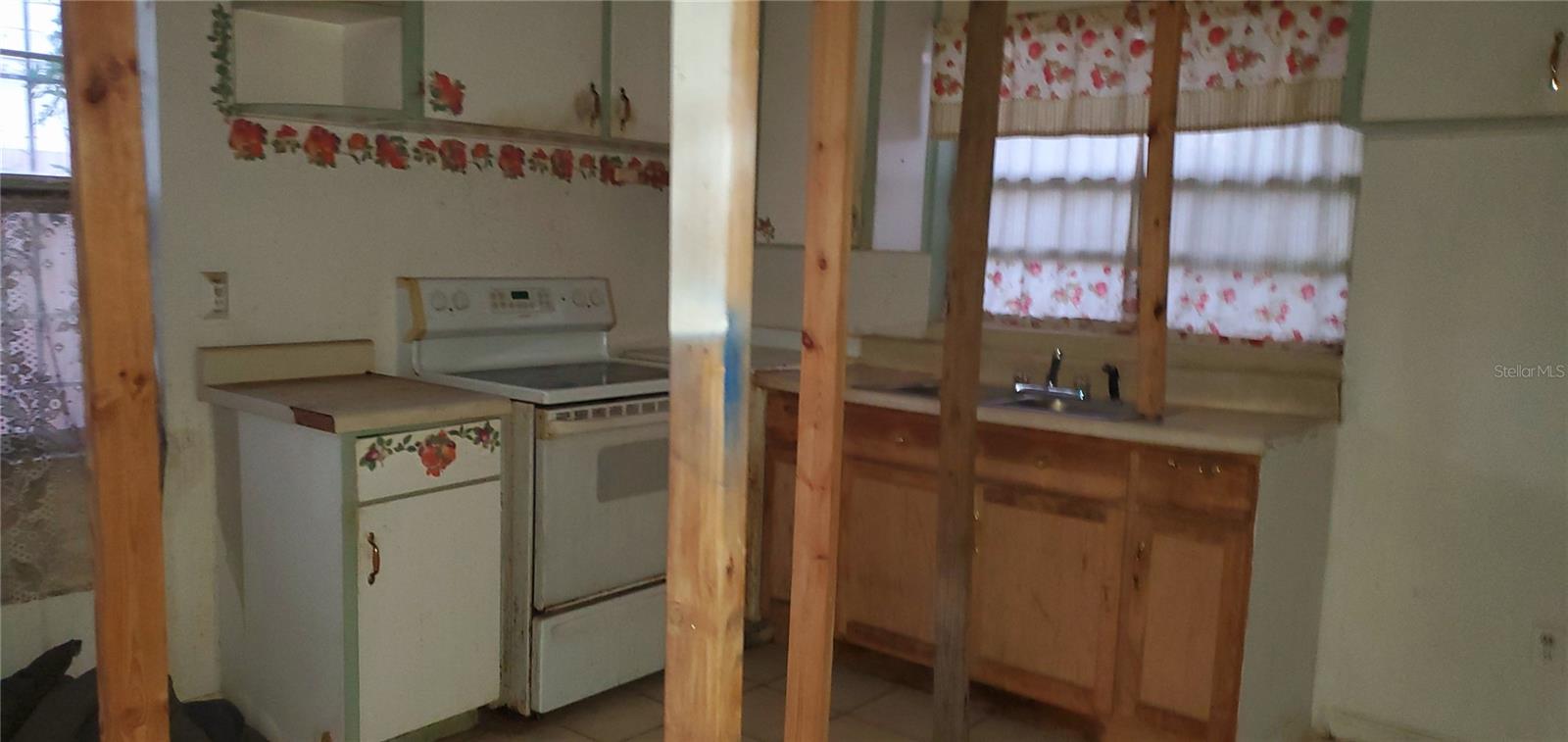 FERN COURT SUB - Residential