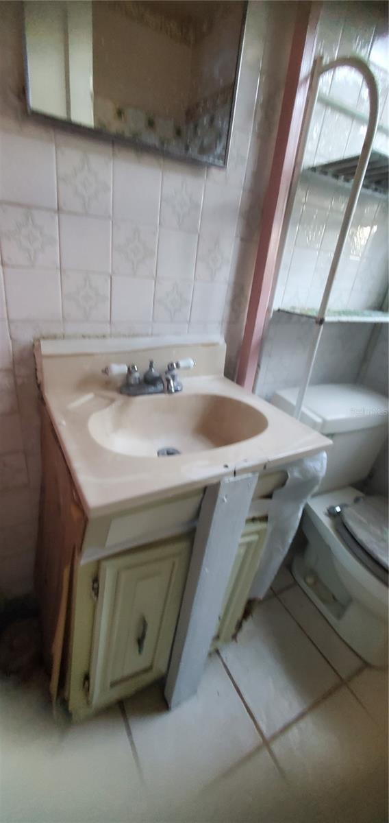 FERN COURT SUB - Residential